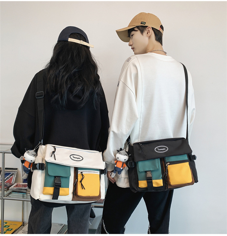 Contrasting Color Large Capacity Canvas Shoulder Bag Korean Casual Single Shoulder Messenger Bag display picture 1