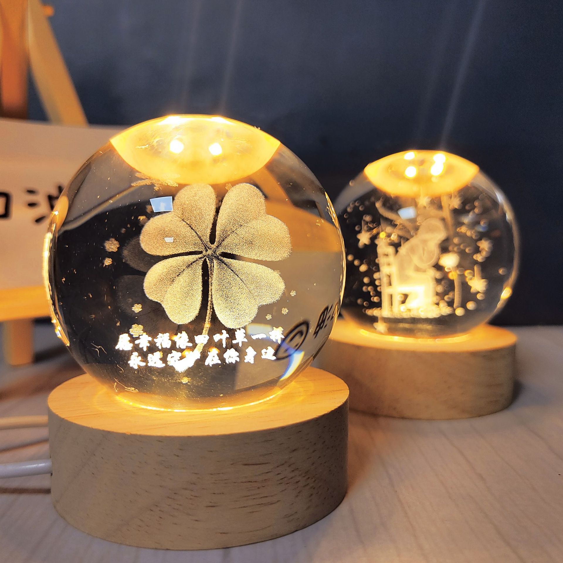 3D内雕水晶球灯桌面摆件USB遥控氛围灯银河太阳系装饰小夜灯
