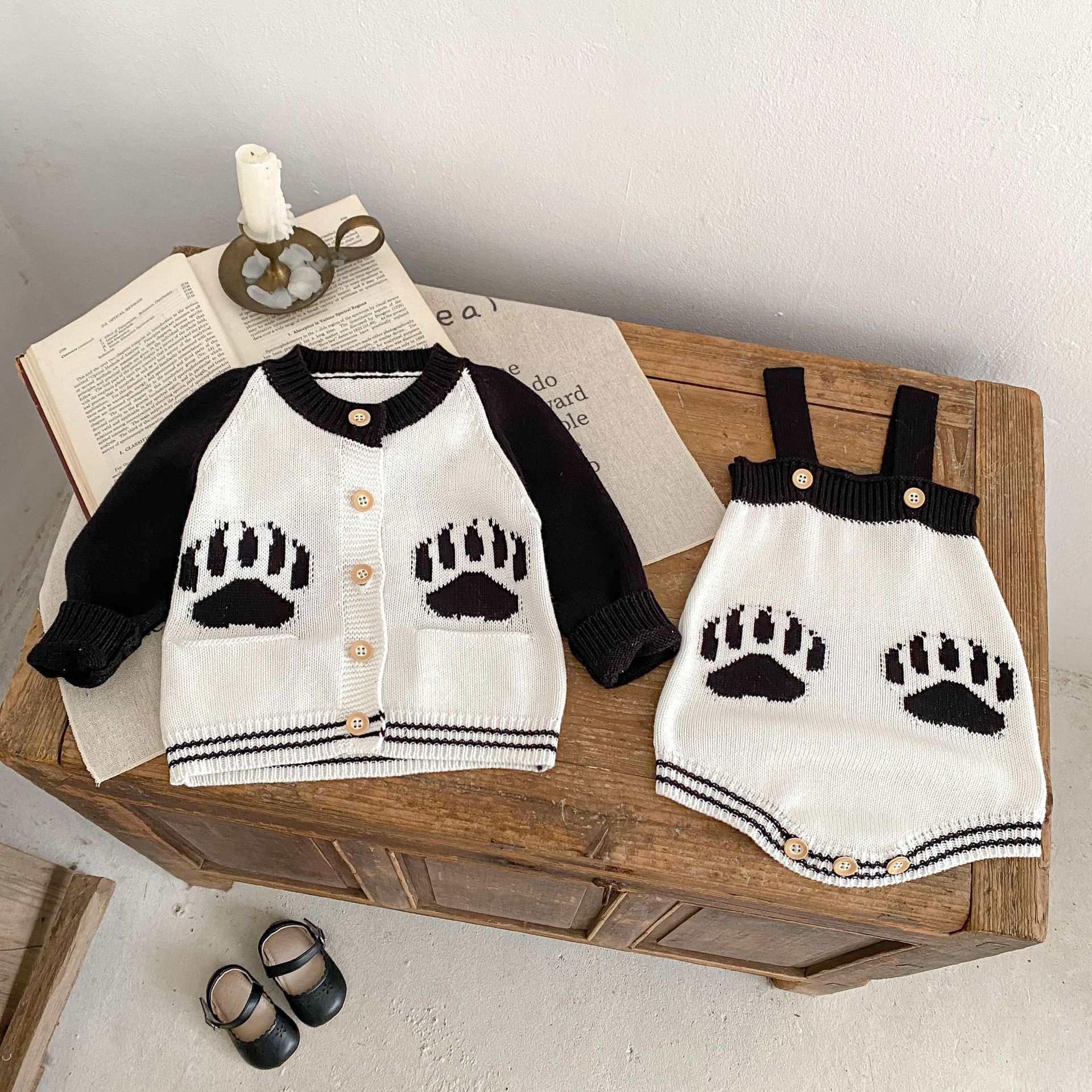 Baba kisgyermek őszi ruhák 2024 férfi és női baba pulóverek panda jacquard kötött hosszú ujjú felső szett_voghion.com