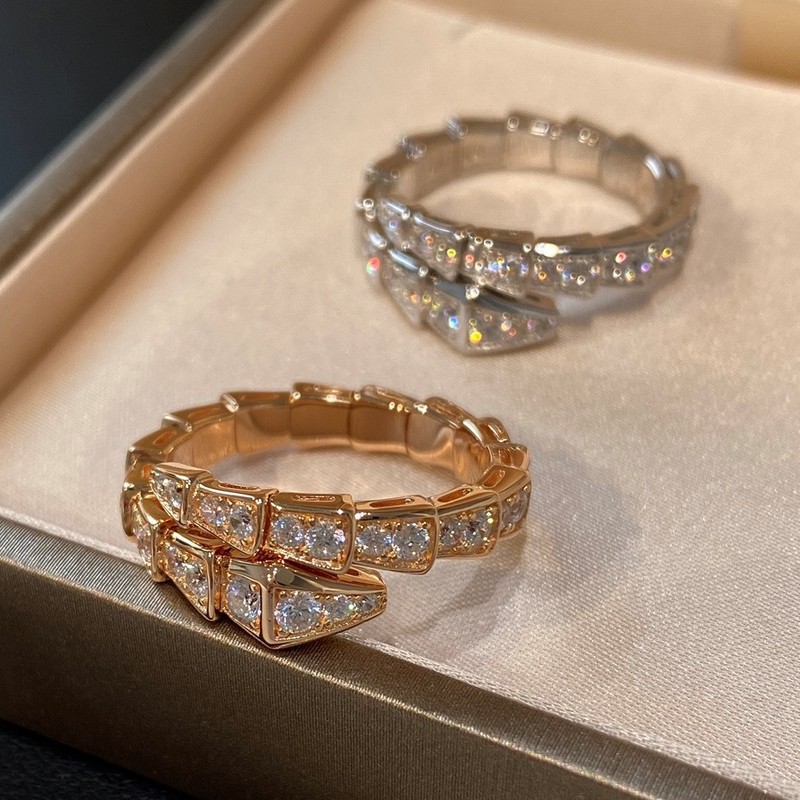 Baoge Seiko V Gold Electroplated Full Diamond Snake Bone Ring for Women in Light Luxury Elegant White Fritillaria Snake Open Ring