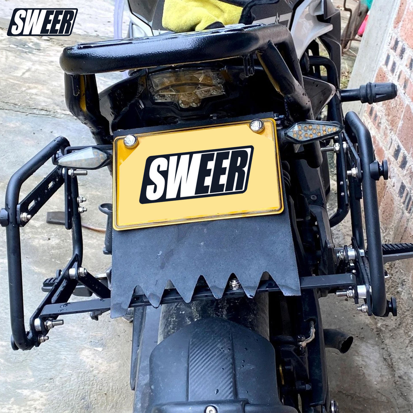 Universal multifunctional aluminum alloy quick-release side box bracket for motorcycles, three-box side rack, rear tail box rack mounting accessories