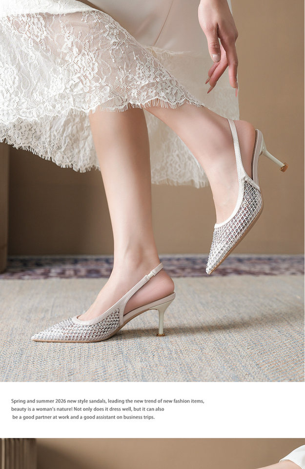 Sandal nữ bít mũi mũi nhọn gót mảnh 6–8 cm chất liệu lưới đính đá quai hậu — Màu be, màu đen chi tiết 7