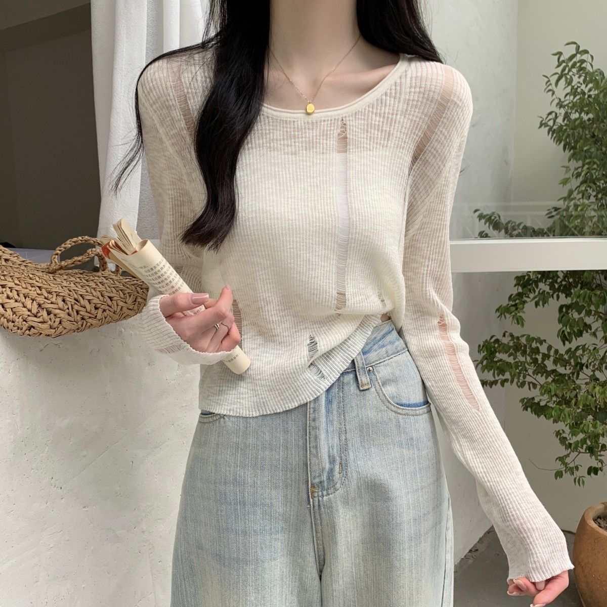 Delgado hueco de punto de manga larga Camiseta de verano de las mujeres corto aire acondicionado camisa estilo coreano nueva protección solar blusa superior image 5