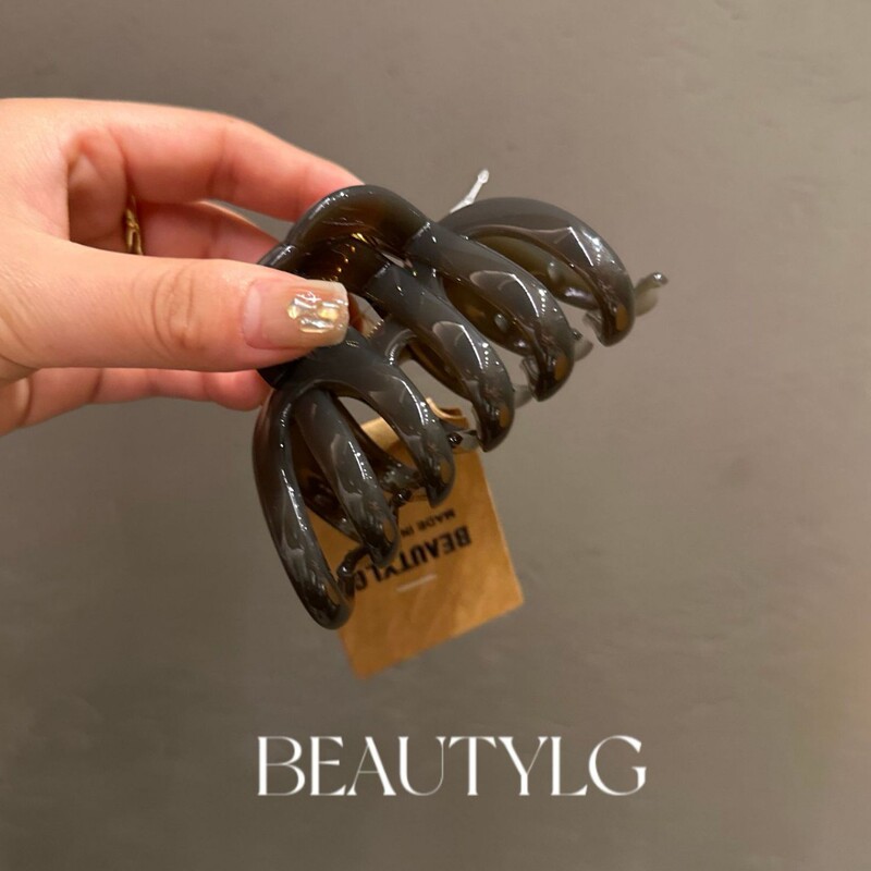 Real Shot of Korean Dopamine! Super Strong Grip! New Style Hairpin Shark Clip Hair Accessory Real Shot of Korean Dopamine! Super Strong Grip! New Style Hairpin Shark Clip Hair Accessory