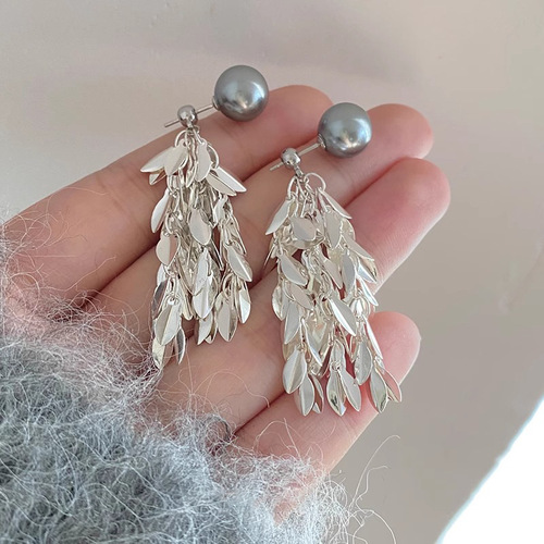 Minimalist Chandelier Sky Wing Earrings  New High-Grade Pearl Autumn/Winter Earrings for Women