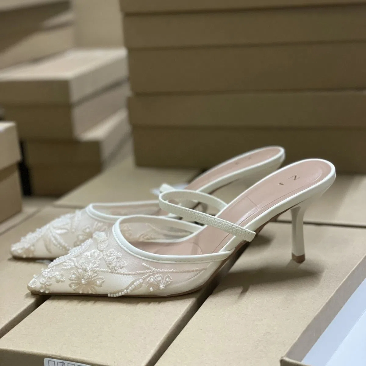 Sandalias de Tacón Alto de Malla Bordada de Tejido y Caucho, Tacón Fino y Punta Afilada, para Bodas image 5