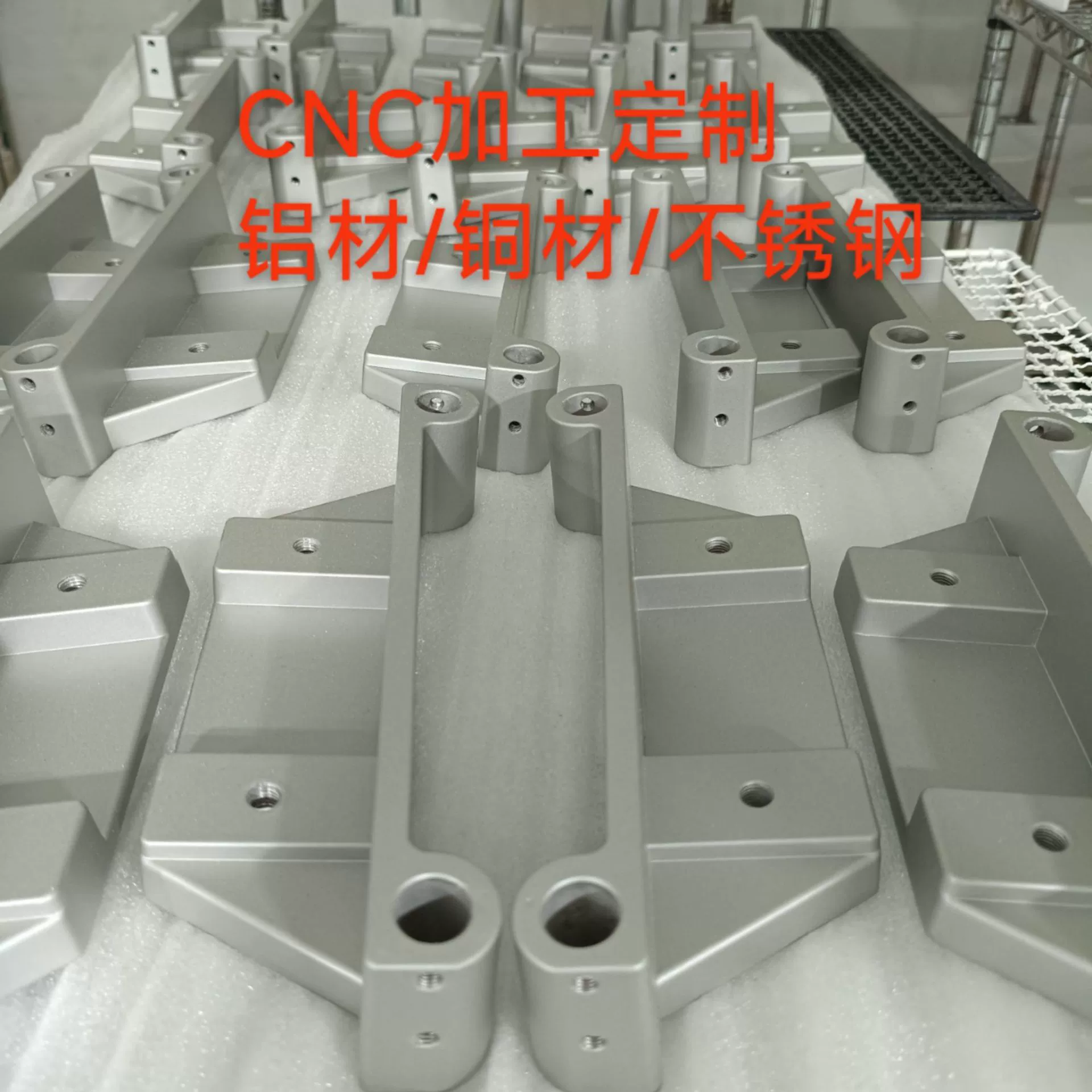 Изготовление на заказ с ЧПУ, обработка листов АБС-пластика, формовка первой платы в сборе с аксессуарами, корпус медицинского устройства,