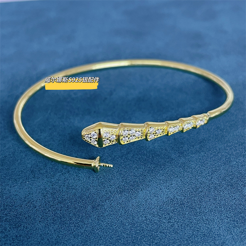 Golden bracelet, accessories