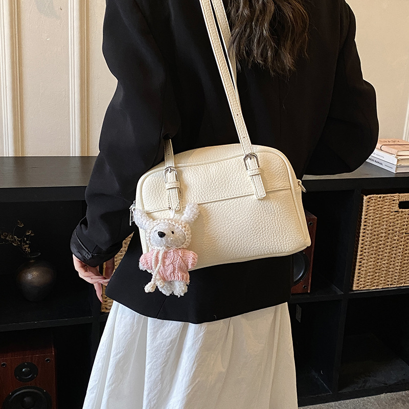 Diseño coreano de nicho litchi 2026 nuevo estilo de viaje diario ocio temperamento de mujer hombro único bolso de tramo inclinado