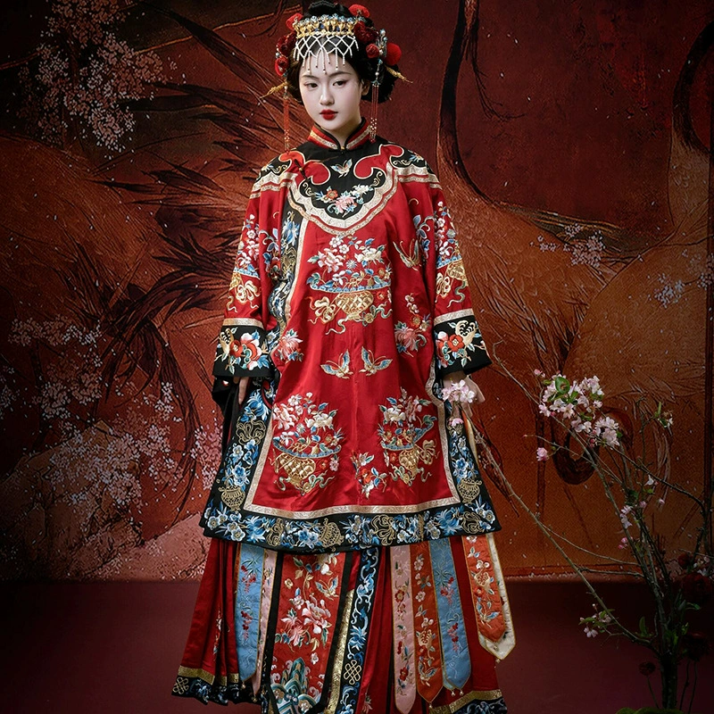 Династия Цин Хань Женская традиционная одежда Цин женская юбка с конским лицом тяжелой промышленности