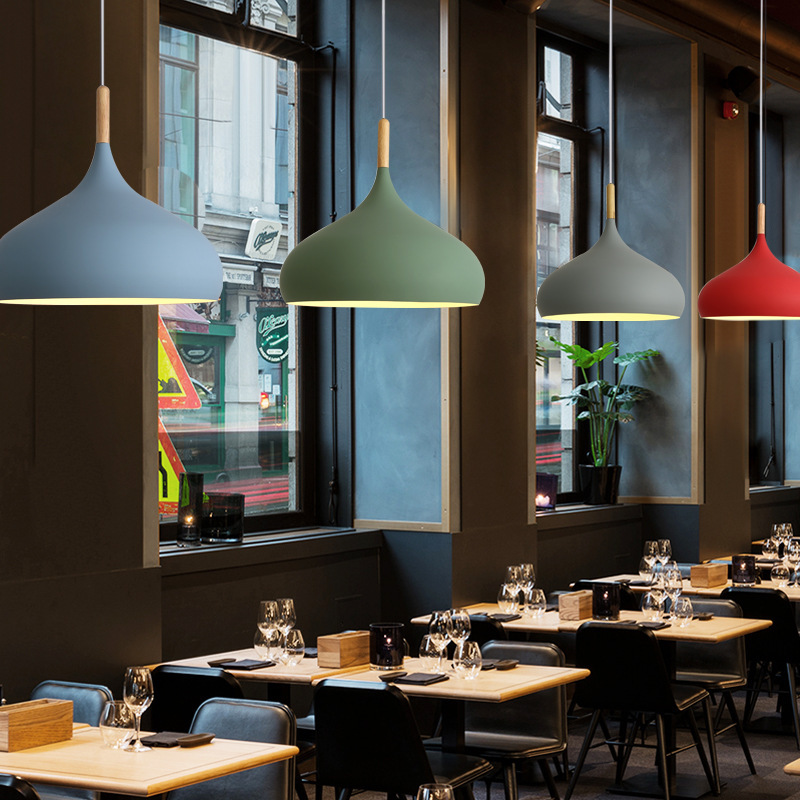 Hotel de estilo nórdico tienda de comida pequeña cabeza única Zhongshan simple lámpara de lámpara de lámpara de lámpara comercial lámpara de restaurante