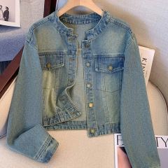 レトロな短いデニムのコート2025新型の女性春秋の小さい子の爆発の早春のデニムのジャケットの上着