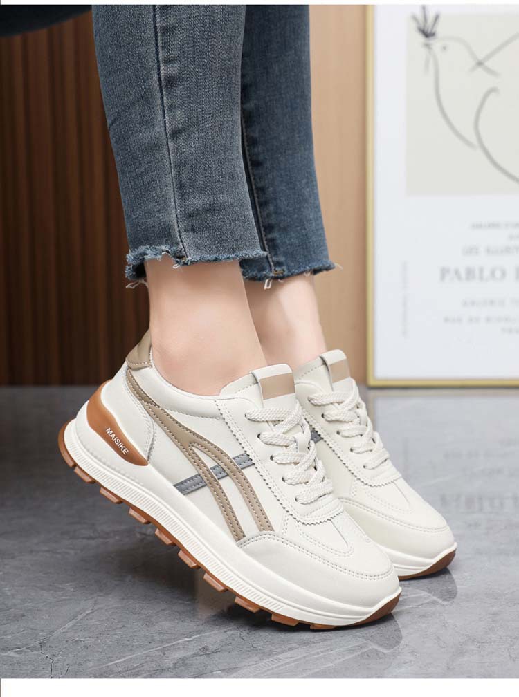 Fashionable 2026 New Model Sports Versatile Soft-soled Student Running Casual Shoes Soft Leather Women's White Sneakers_vogvips.com