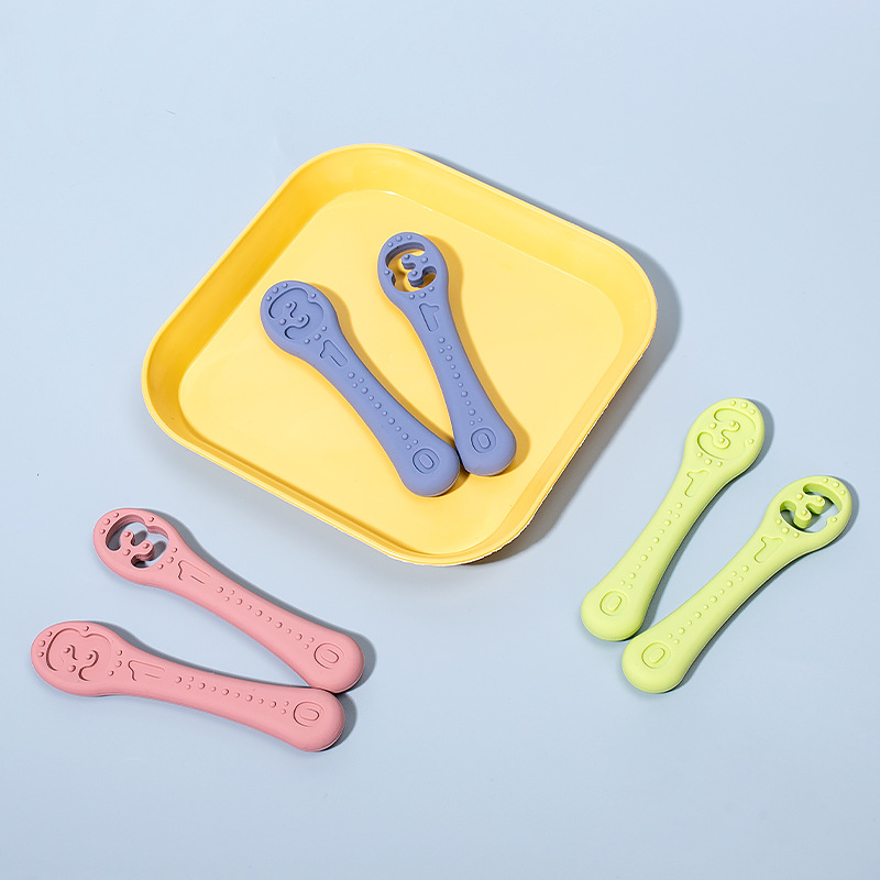 Customized Cross-Border Hot-Selling Silicone Spoon for Eating Training, Feeding Baby, Non-Slip Digital Soft Spoon, Food Grade