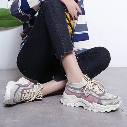  Spring and Summer New Women's Mesh Daddy Shoes Breathable Flyweave Women's Shoes Simple and Comfortable Soft Sole Running Sports Shoes