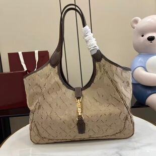 �ϻ������Q���l������ͨ�ڰ��r�І�ƷҸ�°��μ��б���㼑�����