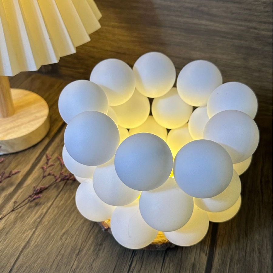Ping-Pong DIY lámpara de noche para amigos, maestros de género, atmósfera de pequeños adornos, regalos de cumpleaños, lámpara de noche creativa