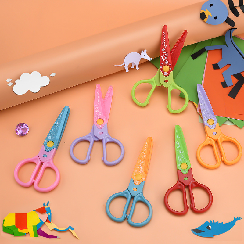 可爱花边相片剪刀学生儿童安全手工剪刀剪纸文具可换头塑料花边剪