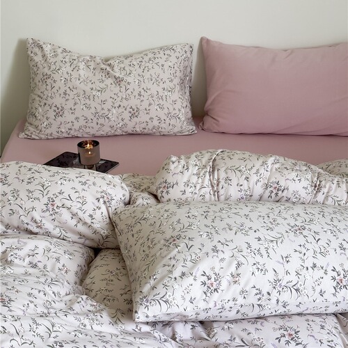 Infant knitted cotton four-piece set, close-fitting Tianzhu cotton small floral print quilt cover, soft and breathable bedding