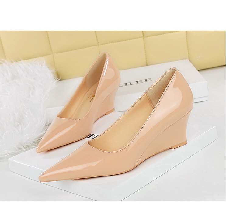 Spitze Damen High Heels Aus Lackleder Als Elegante Abendschuhe_voghion.com