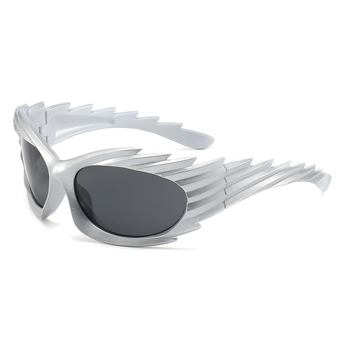 European and American personalized wing riding sunglasses with concave shape ins fashion sunglasses for women barbed hedgehog sunglasses Y2k