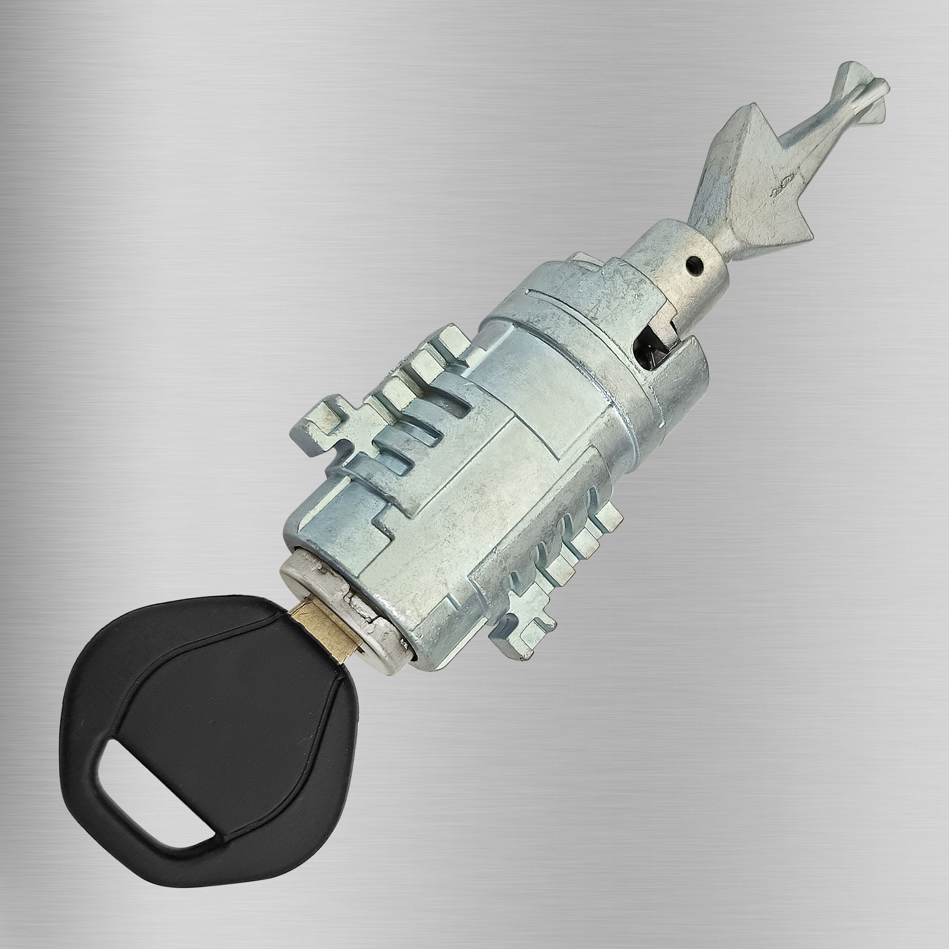 Adecuado para BMW Serie 5 cilindro de la cerradura de la puerta izquierda 1 llave BMW modificado para reemplazar el conjunto del cilindro de la cerradura de la llave de la puerta del conductor