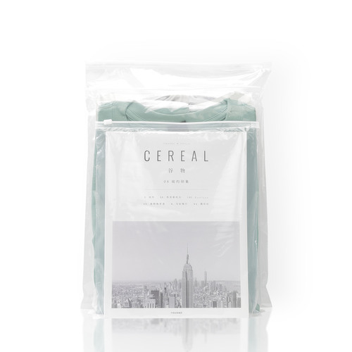 Wholesale socks and clothing storage packing bag, PE transparent zipper self-sealing bag, thick PE clothing zipper bag