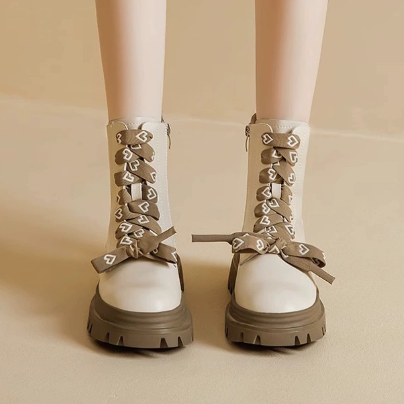 Ботинки на платформе для женщин небольшого роста, новинка осени 2025, британские ретро-ботинки в уличном стиле на шнуровке, модель «Мартин» для байкеров.