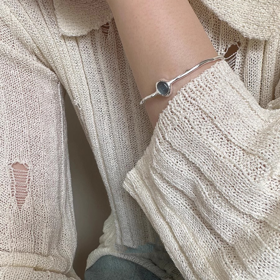 Fashionable small sapphire women's bracelet, design universal jewelry, Korean style, light luxury style, high-quality style 5