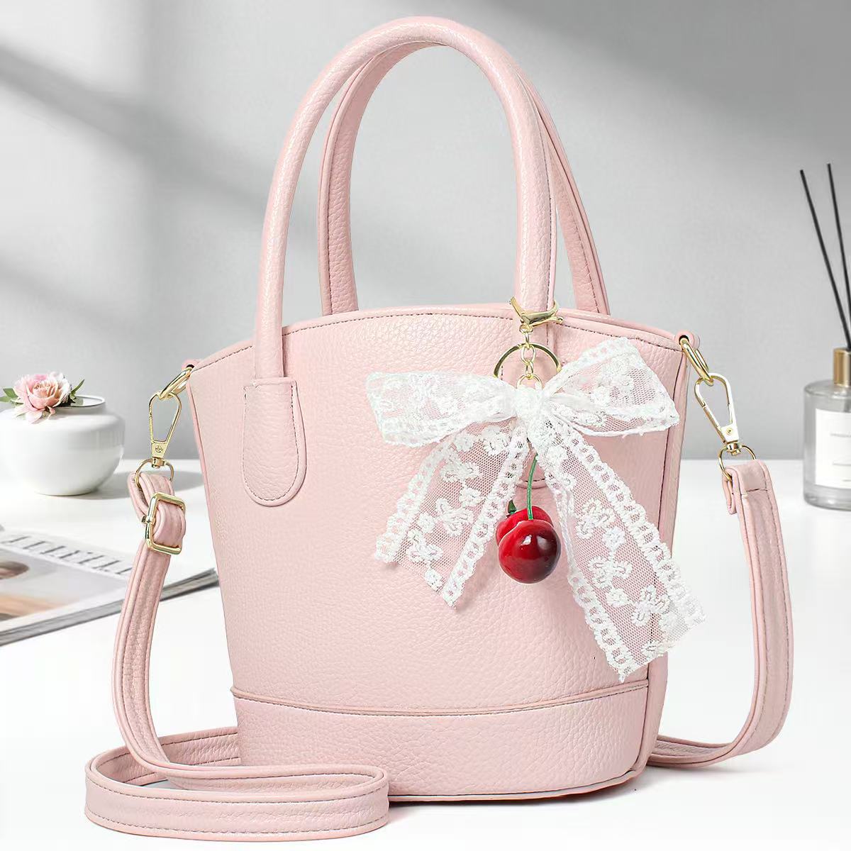 Cestas de verduras casuales simples bolsos de mano bolsas de cubo de viaje de moda colgante universal bolsas de hombro transfronterizas
