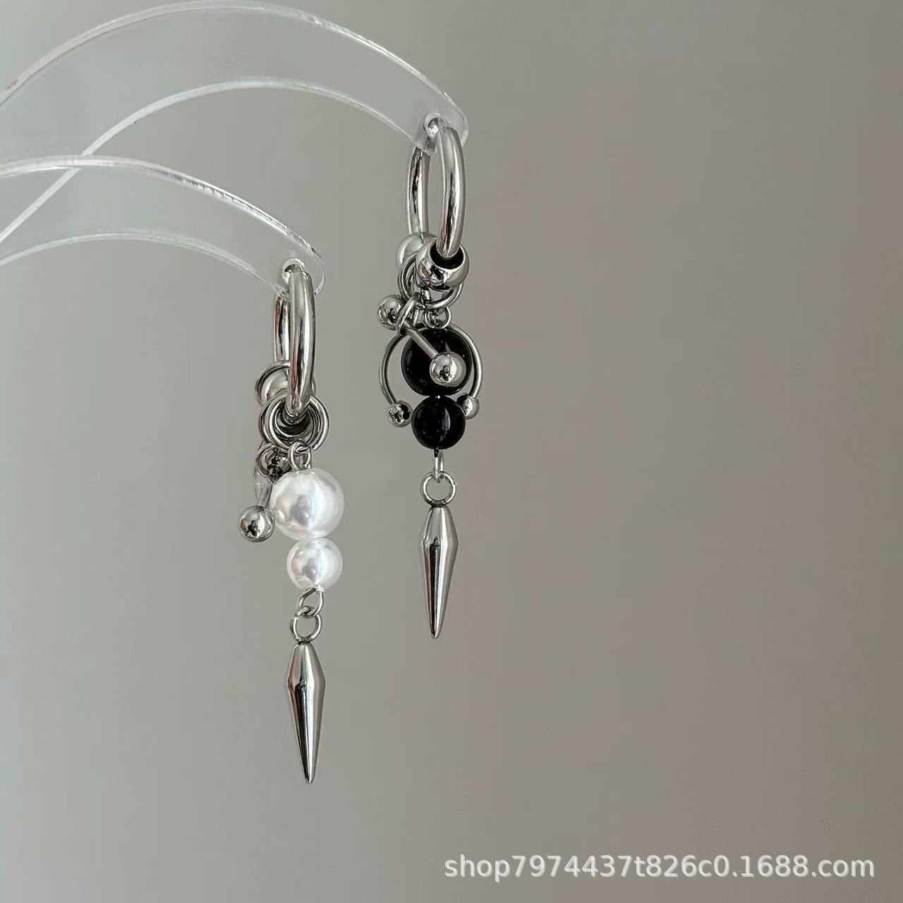 New Punk Hyper-Geometric Pearl Earrings for Couples, Super Cool Non-Fading Subculture Stud Earrings and Ear Clips
