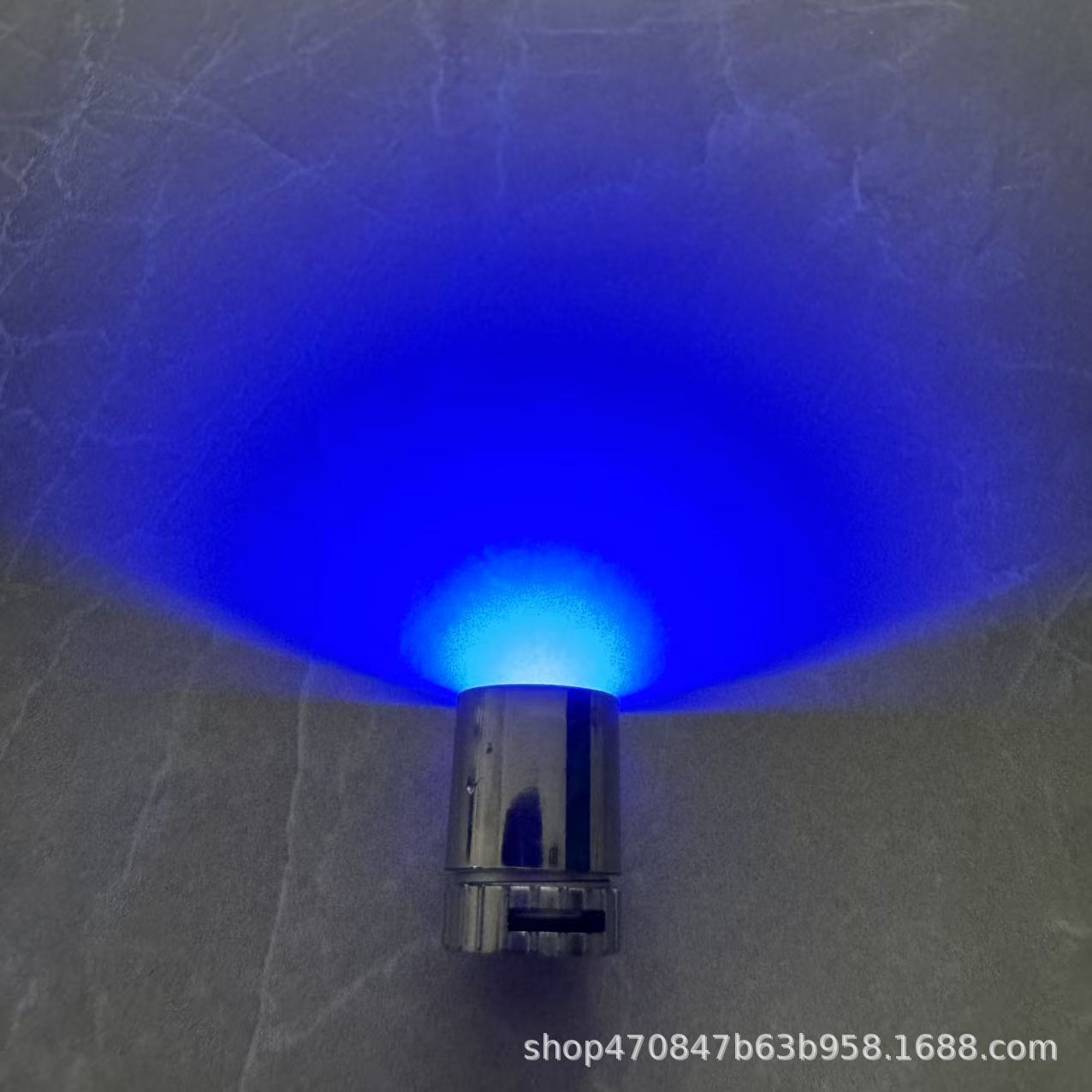 Electroplated pen light blue light (battery included)