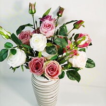 批发三头手感保湿法国仿真玫瑰花束仿生花客厅餐桌摆件花艺插花
