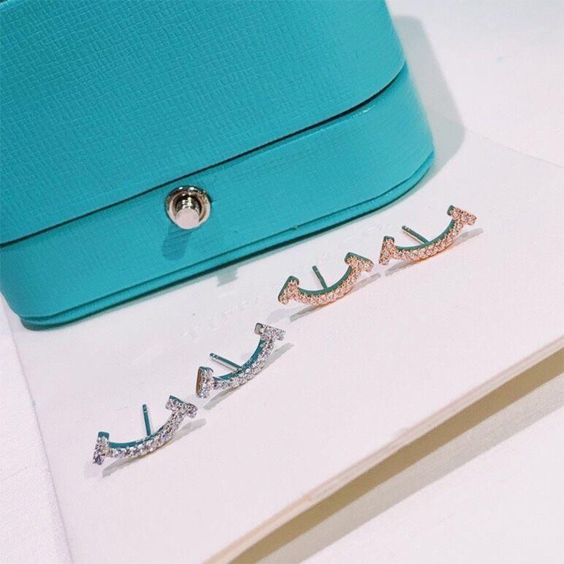 high quality V Gold 925 Silver Needle Smile Earrings Women's Simple Elegant Artistic Sweet Smiling Face Diamond Earrings