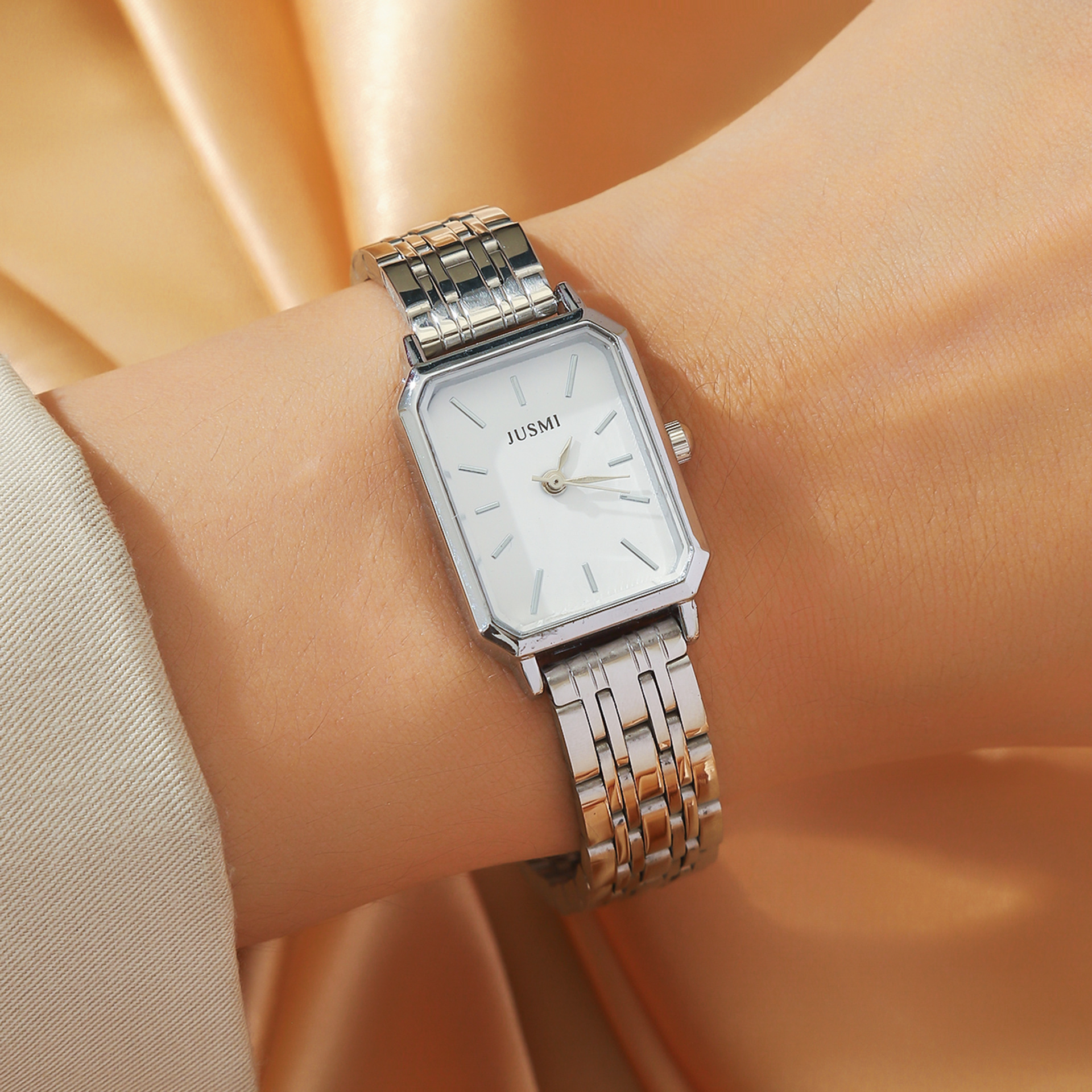 Solid Color Pattern Spring&Summer Season Casual Solid Color Buckle Quartz Watch Women's Watches