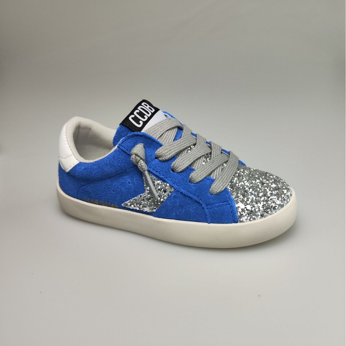 1022 Automne Nouvelle Planche À Étoiles Pour Enfants Édition Coréenne Mode Paillettes Filles Décontractées À Semelle Souple Petites Chaussures Sale_voghion.com