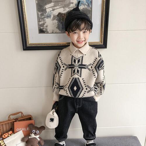Boys 'pullover 2024 winter clothes New warm fashion handsome lapel baby knitted cardigan trend