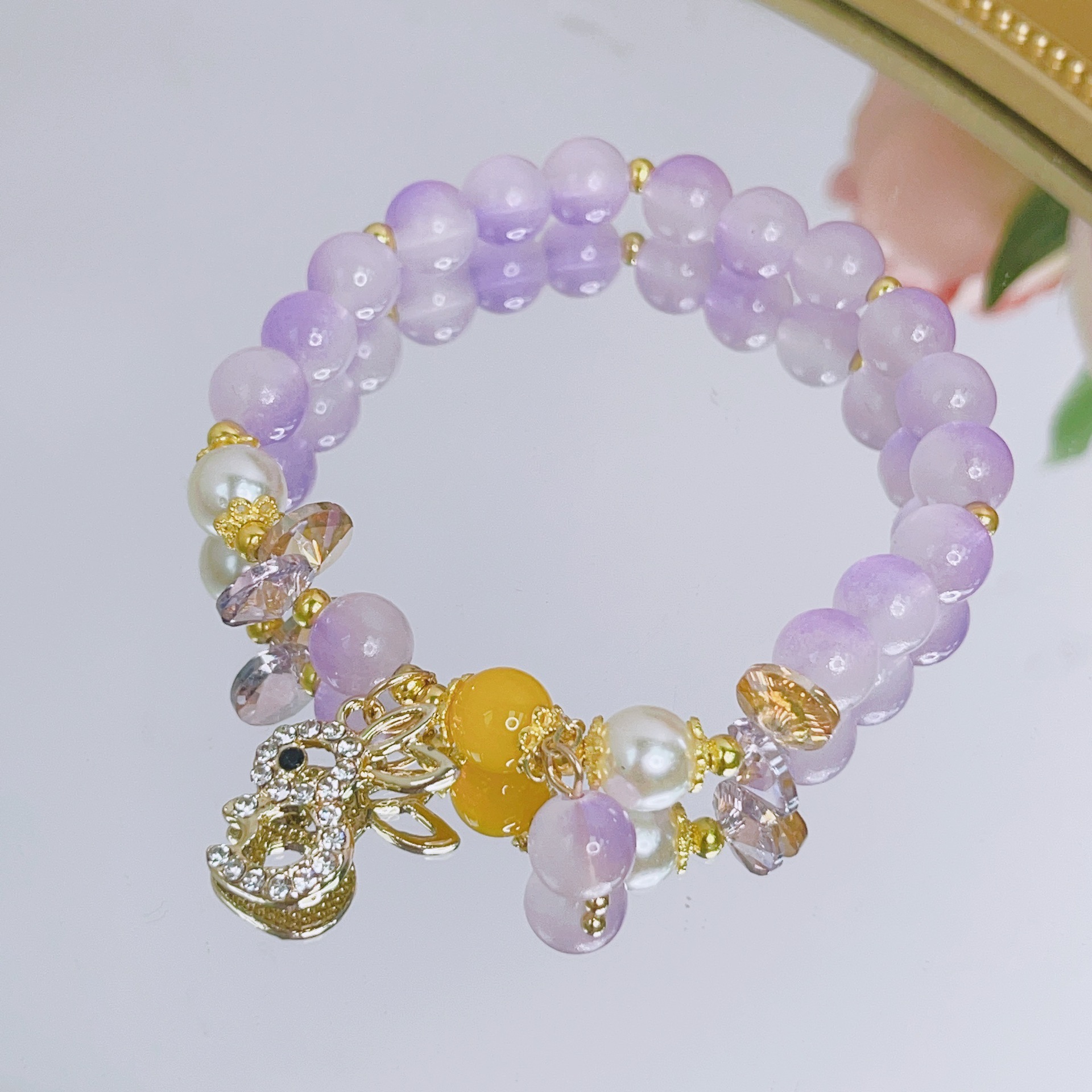 thumbnail image 1 of Pulsera de cristal para estudiantes de primavera y verano, pulsera de cuentas sencilla y bonita para mujer, pulsera de conejo morado, 1 of 2