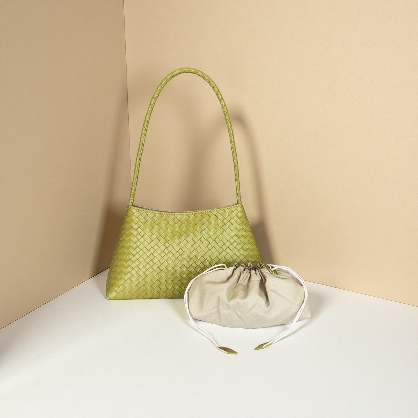 女士手拎包编织女包高级感法棍包女士腋下包时尚通勤包单肩手提包