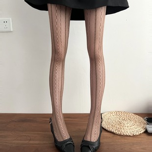 Spring and Summer New Girl Ballet Retro Romantic Vertical Stripe Hollow Hole Pure Desire Sexy Slimming Pantyhose Pantyhose