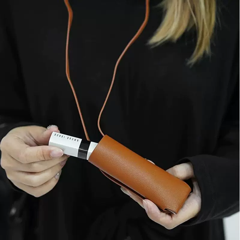 小众时尚PU皮革口红包便携长款项链女随身迷你口红收纳包时尚配饰