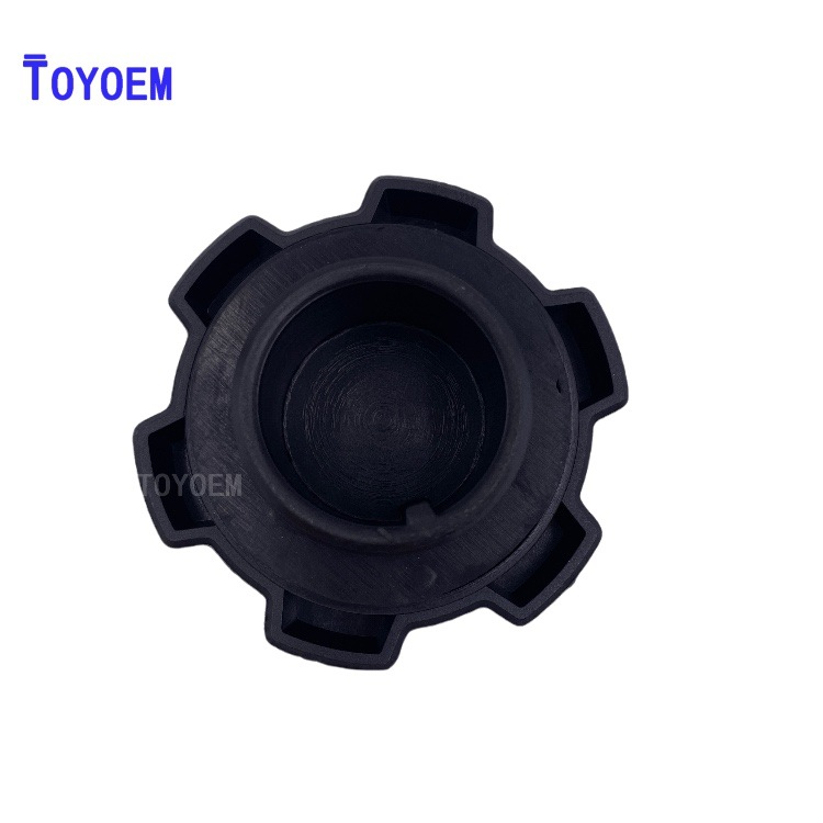 Suitable for Toyota Land Cruiser Conta Coilzer Oil Mouth Cover Fuel Tank Cover 12180-55010
