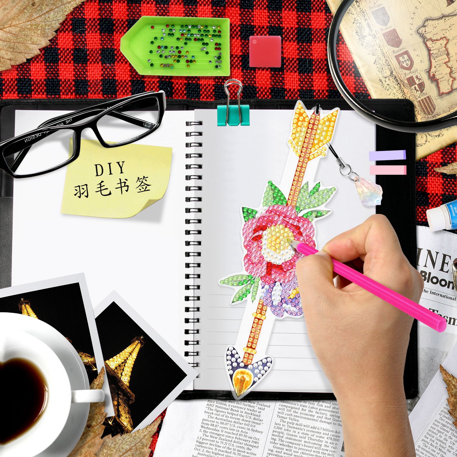 Accesorios populares transfronterizos para pintura de diamantes, colgante creativo de pluma DIY para marcapáginas, soporte para notas hecho de material PET, disponible para distribución al por mayor.