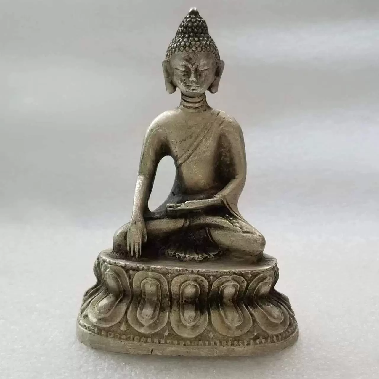 仿古工艺品锌合金佛像384