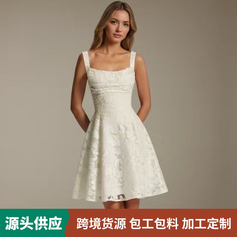 Amazon white jacquard strap evening dress with a large hem, slimming effect, suitable for weddings, bridal outings, and daily commuting