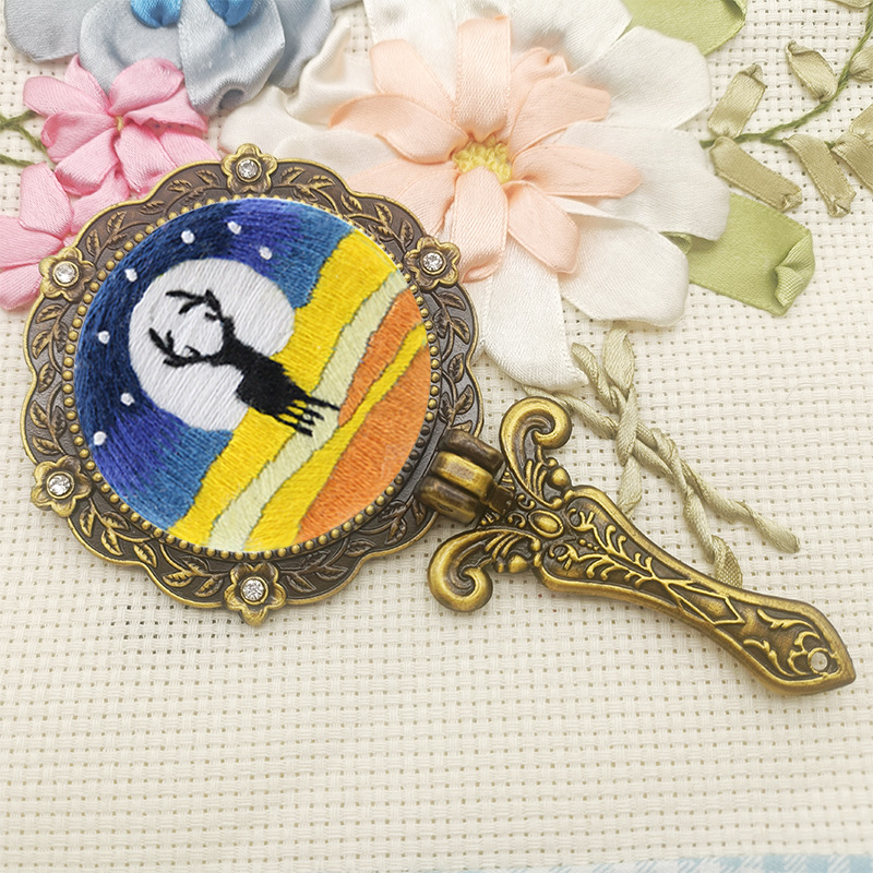 Bordado DIY hecho a mano espejo cosmético paquete material Suzhou bordado escuela regalo tela producción creativa mano laminado espejo