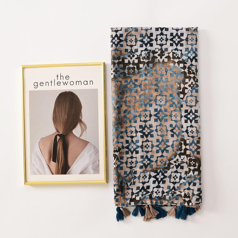 Primavera y verano fino gradiente rompecabezas impreso bufanda de moda todo partido borla decorativa bufanda de viaje bufanda de algodón y lino