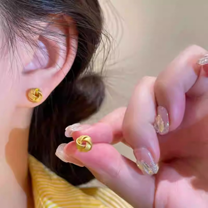 Hypoallergenic Titanium Sleep Stud Earrings For Comfortable Healing_voghion.com