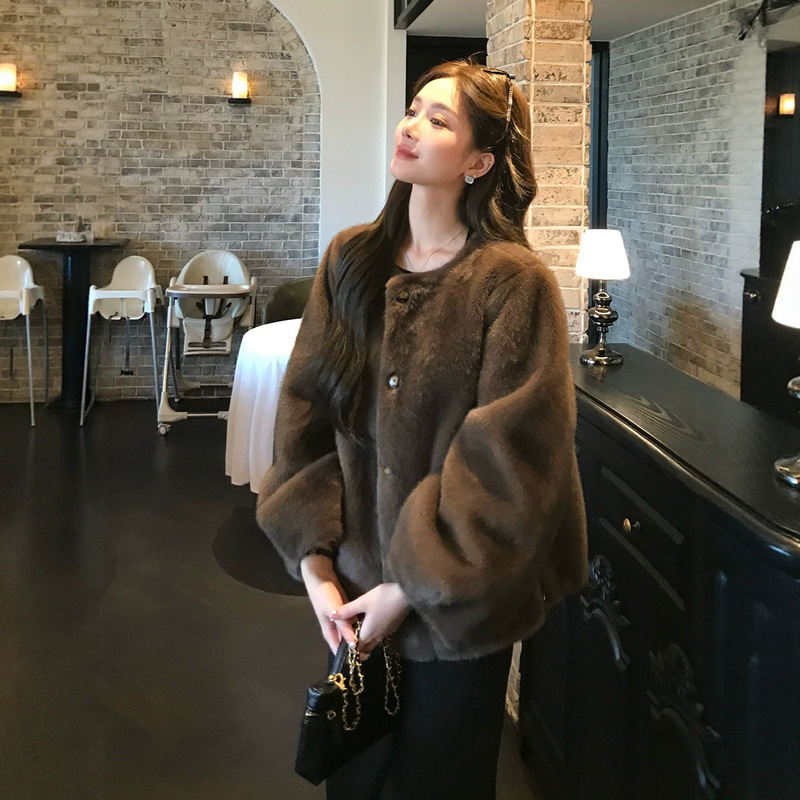 Vintage-style faux mink short eco-friendly mink fur coat, fluffy fur jacket for women, 2026 new autumn and winter model