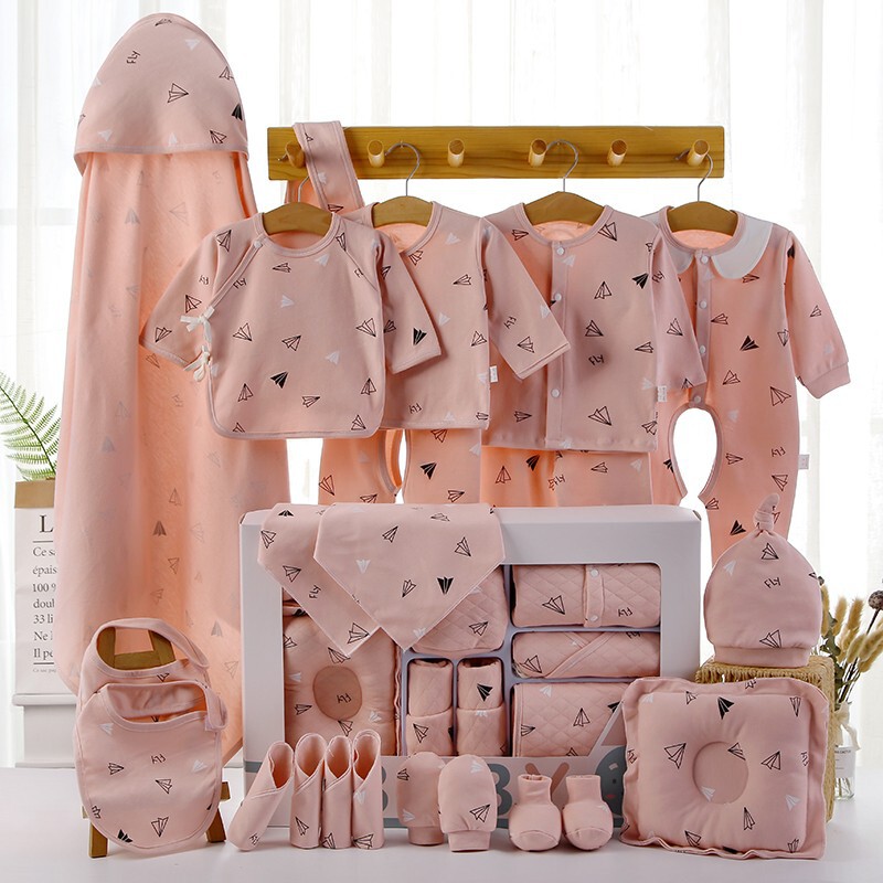 赤ちゃんの服のギフトボックスの綿の下着の服の新生児の満月の百日のプレゼントの秋冬の四季のスーツは代行します。|undefined